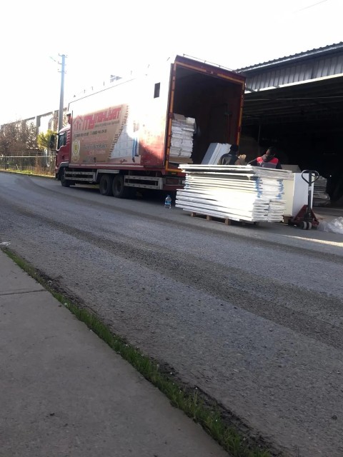 İzmir Nakliye Fiyatları