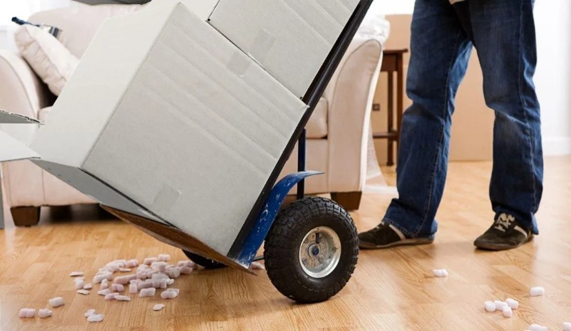 Eşya Taşımacılığında Eşyalar Zarar Görürse Nakliye Firması Bunu Karşılar mı?