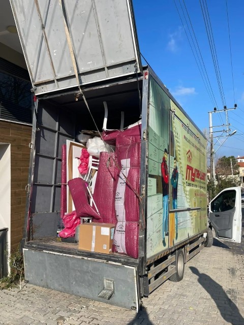 Nakliye Firması Eşya Taşımacılığında Nasıl Özenli Davranır?