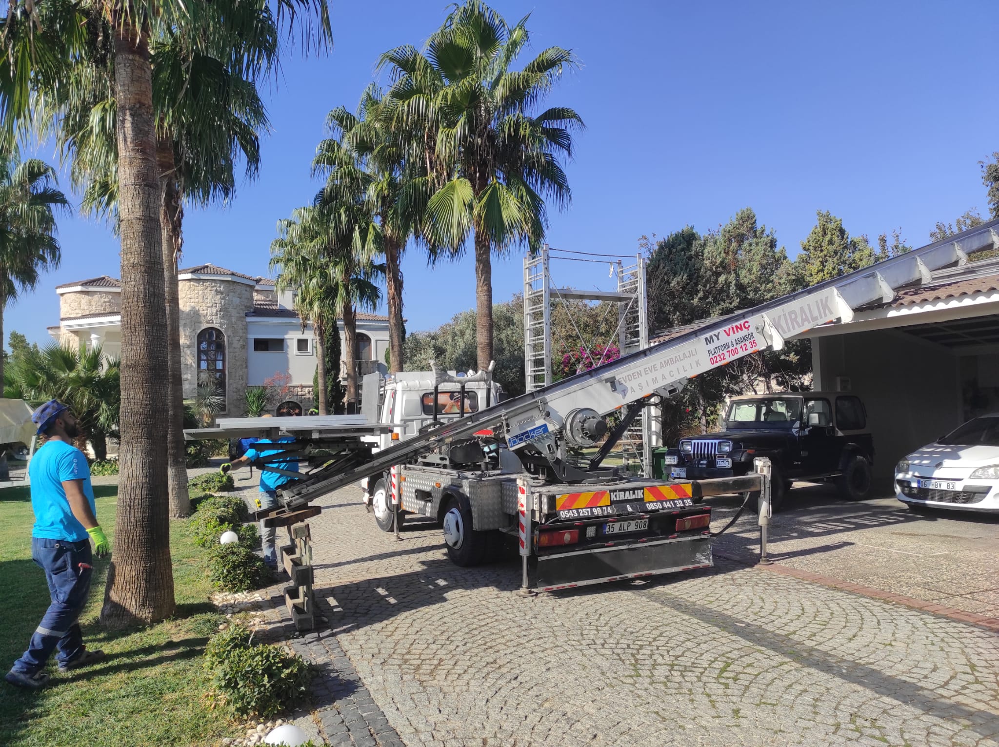 İzmir Asansör Kiralama: Eşya Taşıma İçin En İyi Seçenek