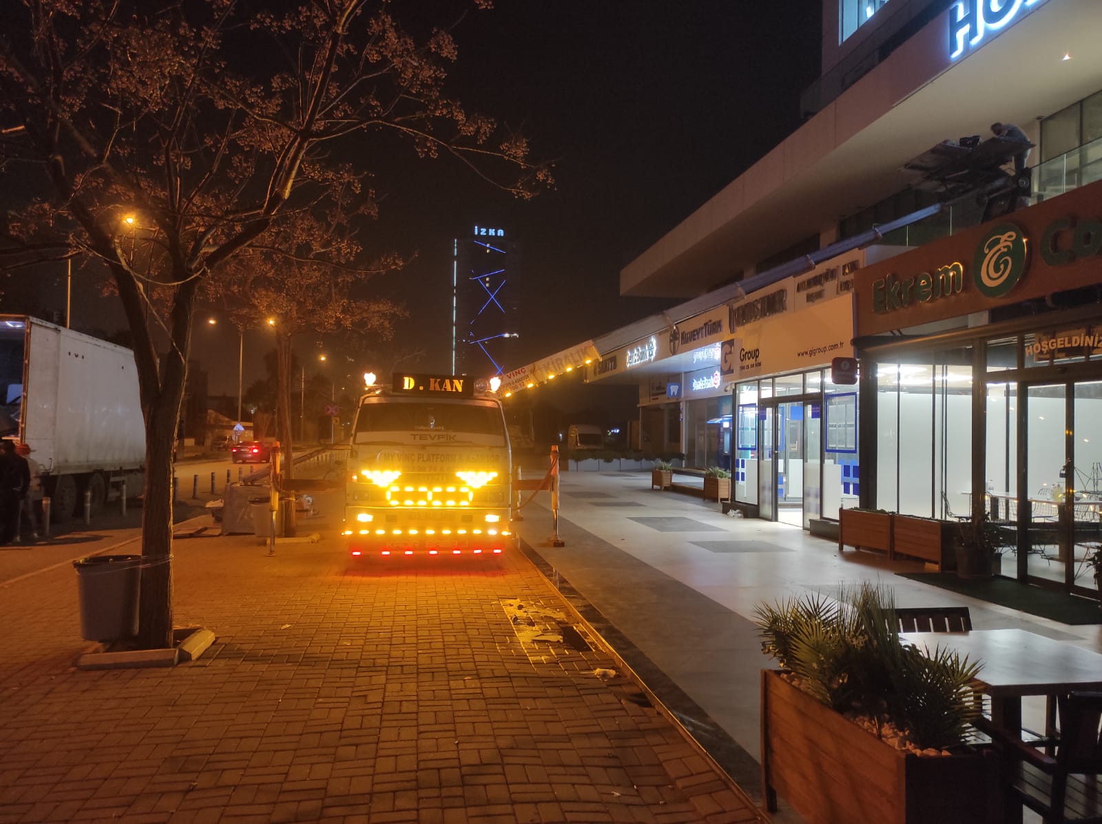 Çeşme Asansör Kiralama | Profesyonel Kiralık Asansör ve Mobil Asansör Hizmeti