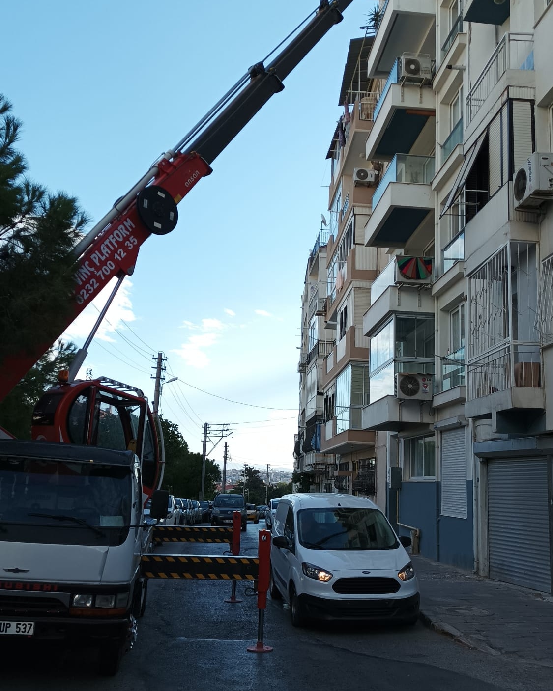 Aliağa Sepetli Vinç Kiralama | Kiralık Sepetli Vinç Aliağa – MY Nakliyat