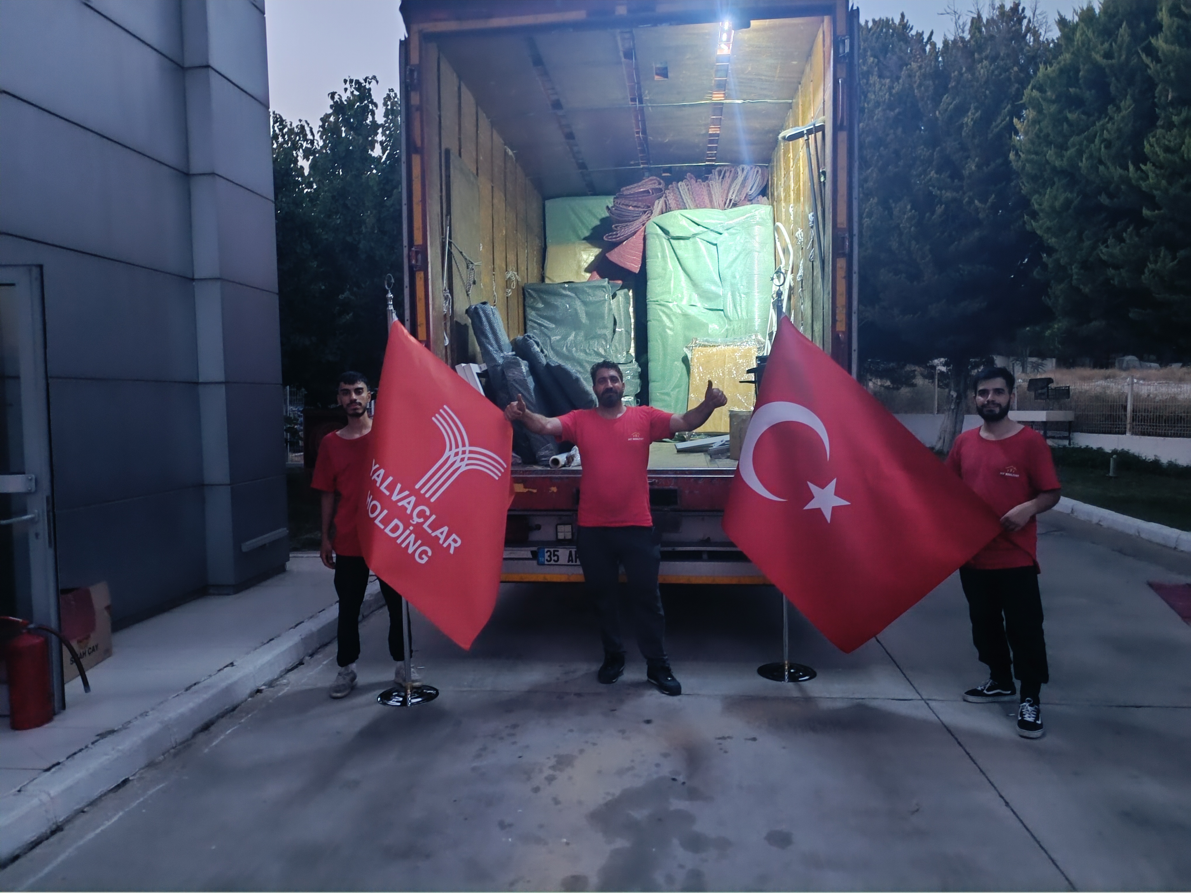 Başarılı Bir Ofis Taşıma Deneyimi: MY Nakliyat ile Sorunsuz Taşınma | İzmir Ofis Taşıma