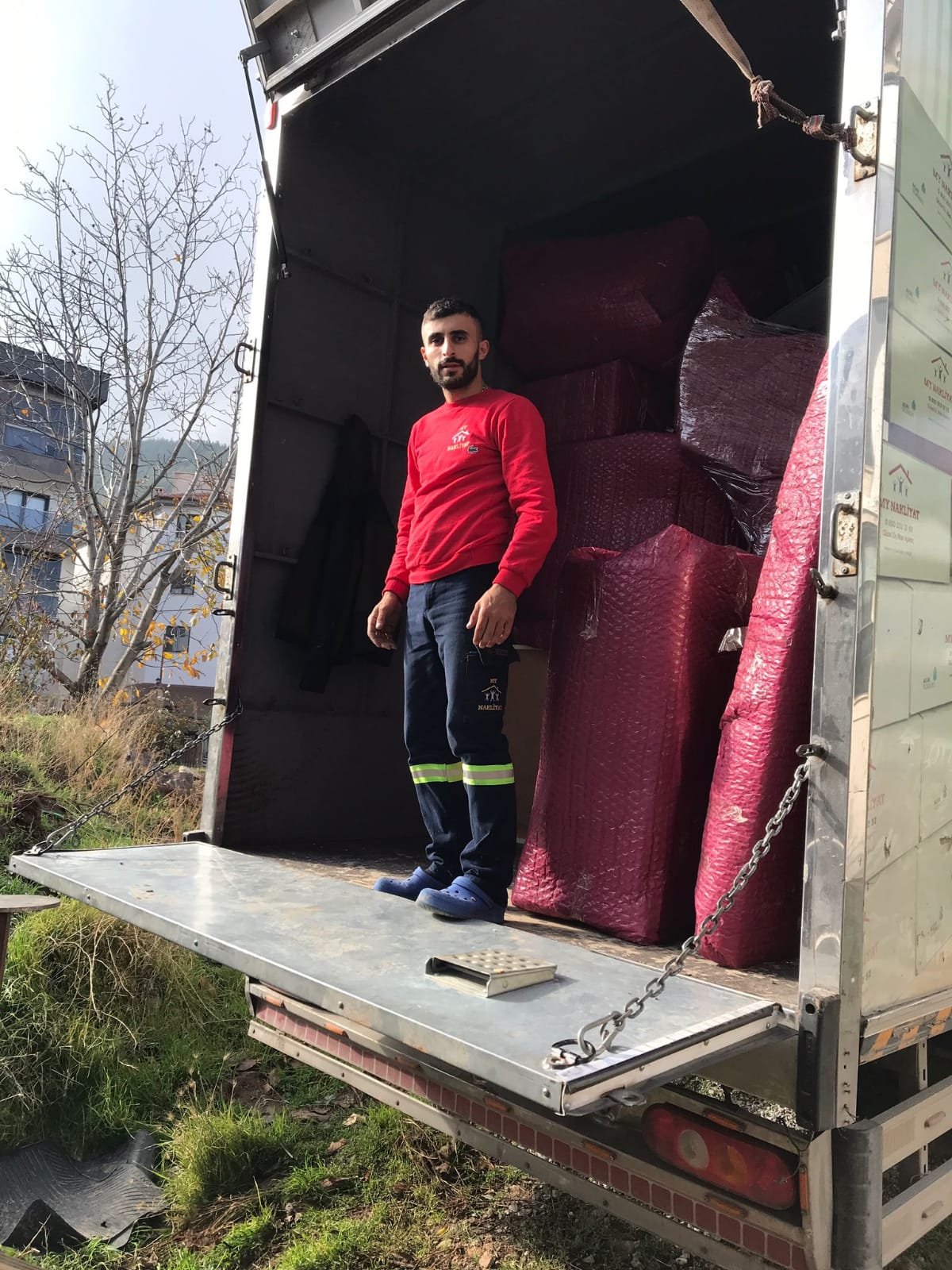 Parça Eşya Taşıma Nedir? İzmir’de Güvenilir Parça Eşya Taşıma Hizmetleri – MY Nakliyat