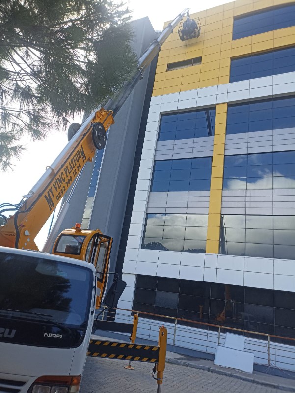 Narlıdere Sepetli Vinç Kiralama | Kiralık Platform & Vinç Hizmetleri MY Nakliyat 2026